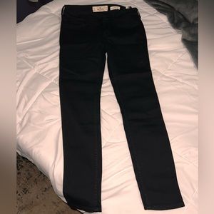 Brand New w/ Tags!! Holister Low Rise Super Skinny Blk Jeans